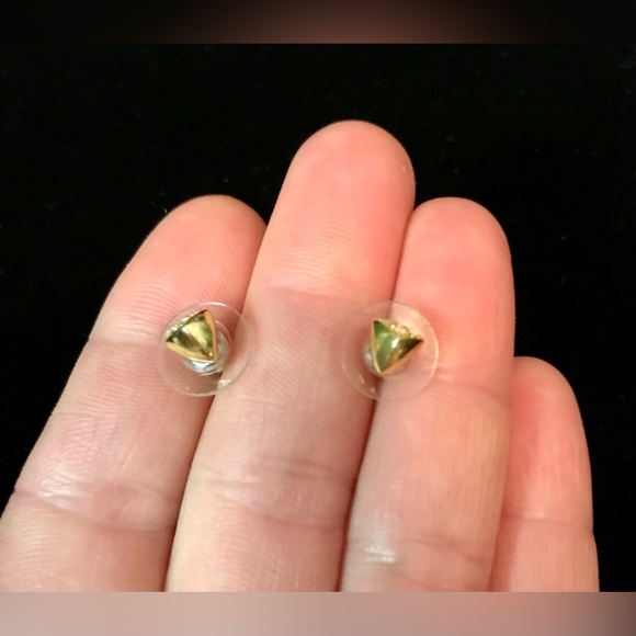 Kendra Scott Gold Tone Rhinestone Pyramid Stud Earrings - Picture 2 of 3